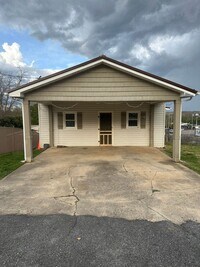 Building Photo - 3 Bdrm/2 Bath home    ?   Gray, TN