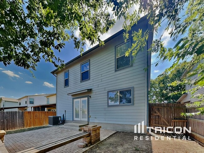 Building Photo - 10039 Amber Breeze