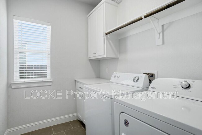 Building Photo - 2809 W Bewick St