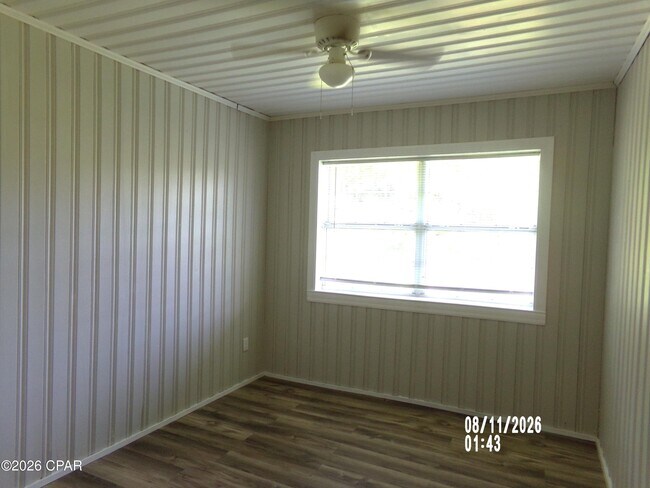Building Photo - 6530 Dahlia Dr