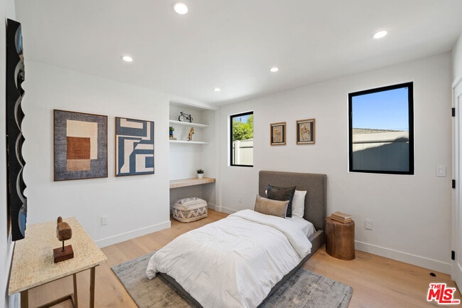 Building Photo - 20215 Lorenzana Dr