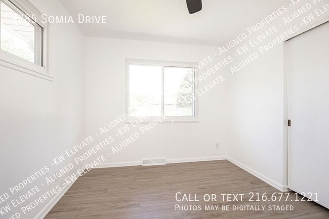 Building Photo - 2785 Somia Dr