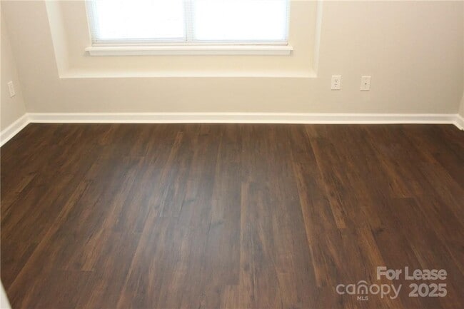 Building Photo - 17013 Turning Stick Ct