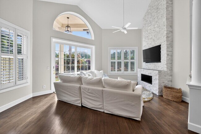 Building Photo - 3069 Mainsail Cir