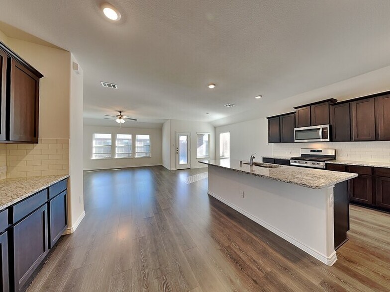 Building Photo - 148 Whitetail Wy