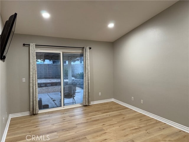 Building Photo - 15453 Sharon Ave