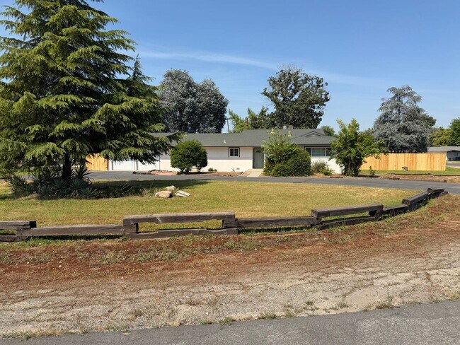 Building Photo - Remodeled home