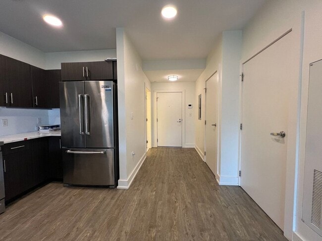 Building Photo - Great 2Br/2Bth apartment in great location ! Laundry in unit!