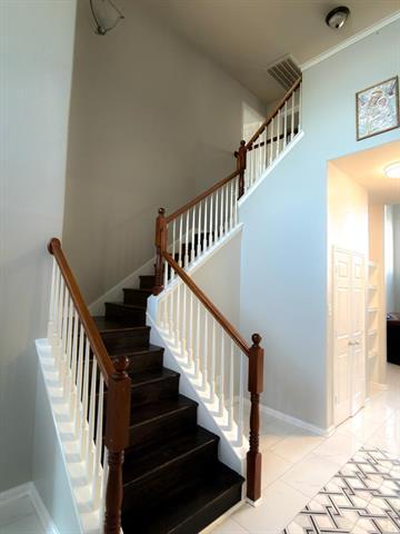 Building Photo - 9309 Stonewood Dr