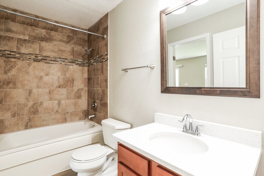 Building Photo - 7730 Allspice Cir W
