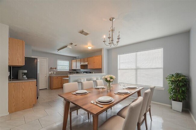 Building Photo - 2927 Steelhead Dr