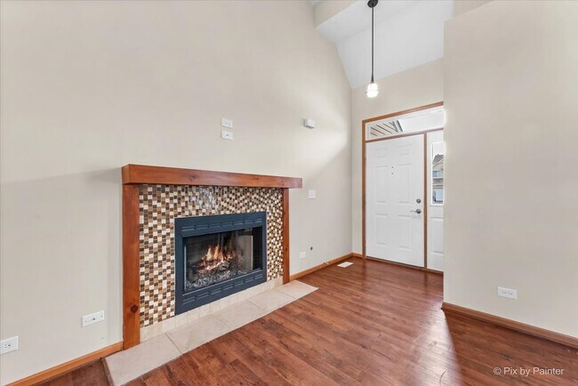 Building Photo - 875 Dogwood Ln