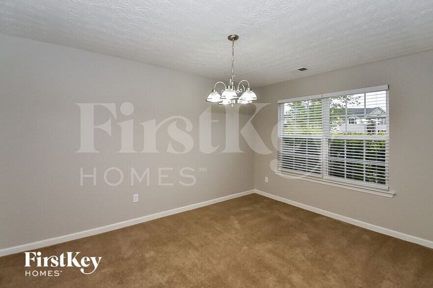 Building Photo - 4831 Wexford Trail