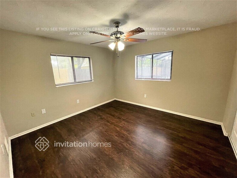 Building Photo - 3620 Bali Dr