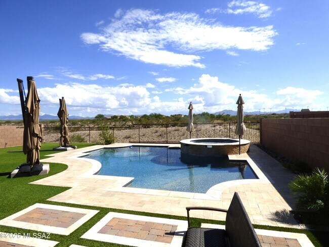 Building Photo - 12850 E Quail Wash Canyon Ln