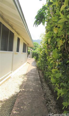 Building Photo - 5578 Pia St