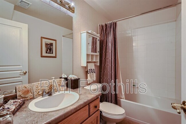 Building Photo - 1852 S Jay Ct