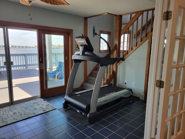 Building Photo - 8601 Fulton Ave