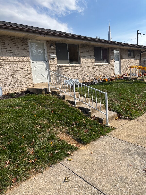 Building Photo - 506 S Franklin St