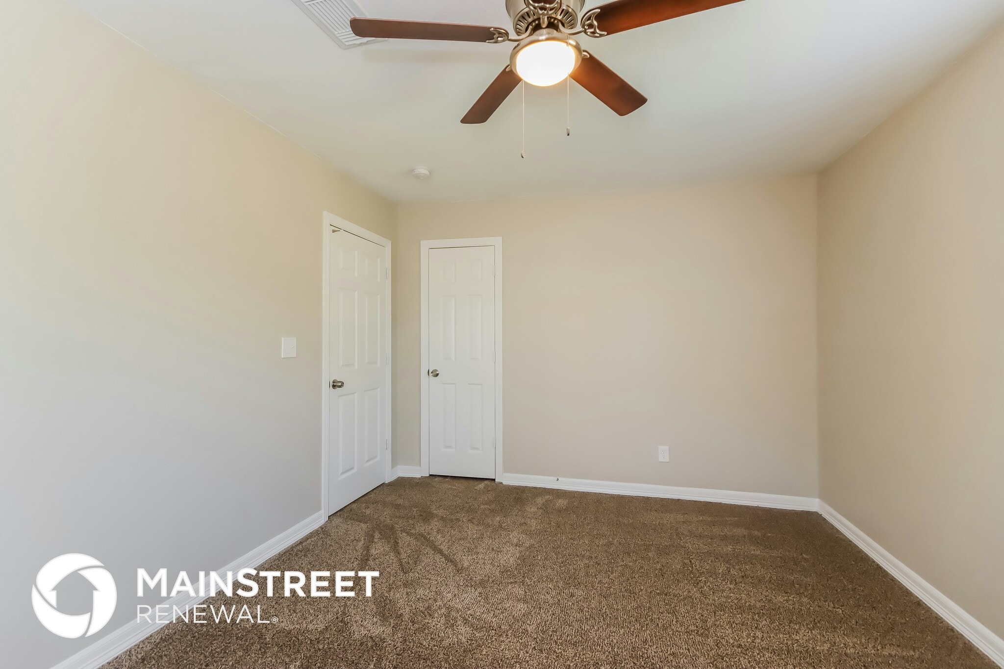 Building Photo - 8006 Lynette St