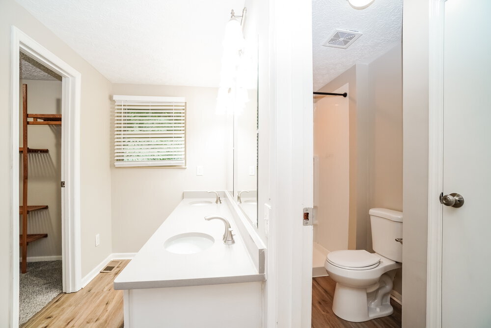 Building Photo - 442 Rambling Brook Dr
