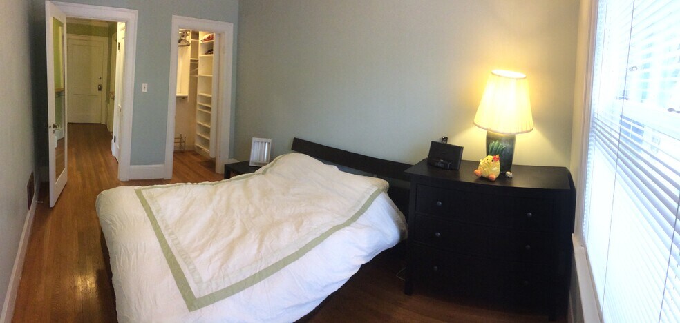 Building Photo - 507 NW 22nd Ave