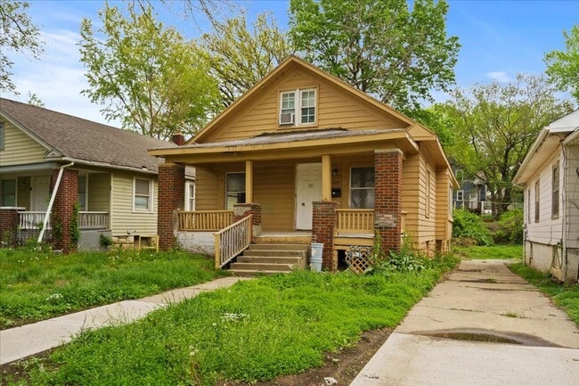 Primary Photo - 2 Bed 1 Bath