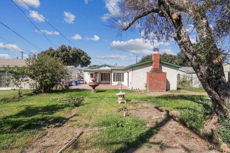 Building Photo - 11247 Michael Hunt Dr