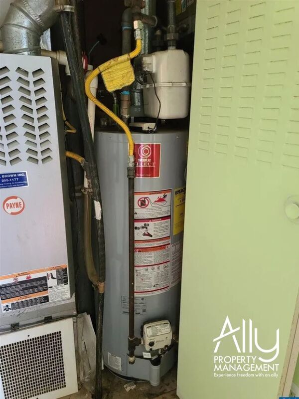 Building Photo - 840 Runnel Ct