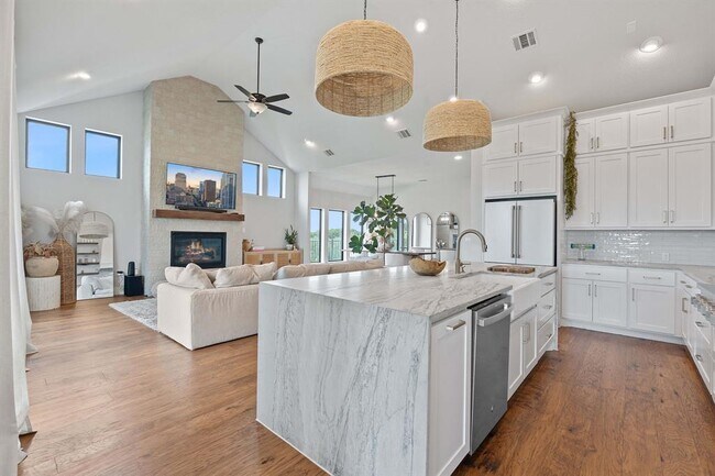 Building Photo - 8400 Ambergill Ct