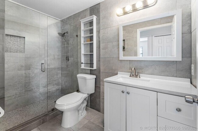 Building Photo - 13645 Exotica Ln