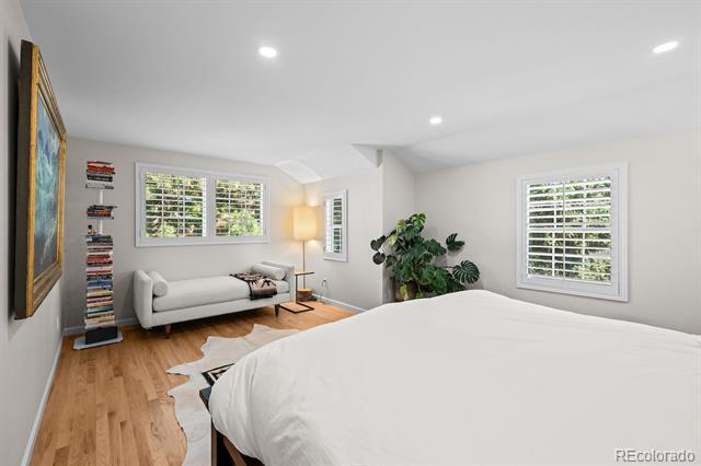 Building Photo - 7030 S Magnolia Cir