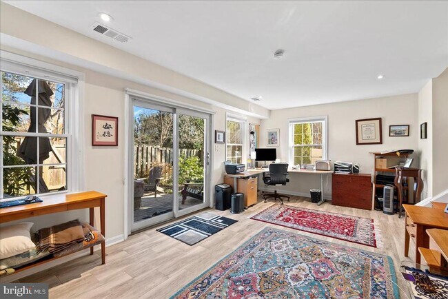 Building Photo - 2071 Van Tuyl Pl