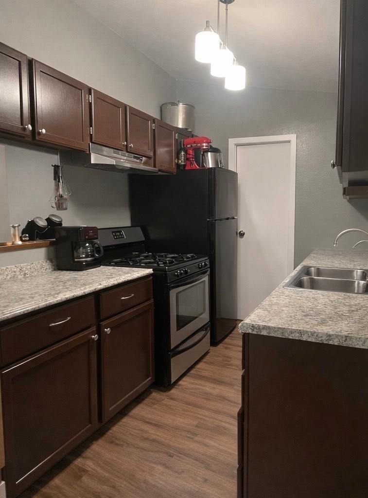 Building Photo - 2451 W Snowcrest Dr