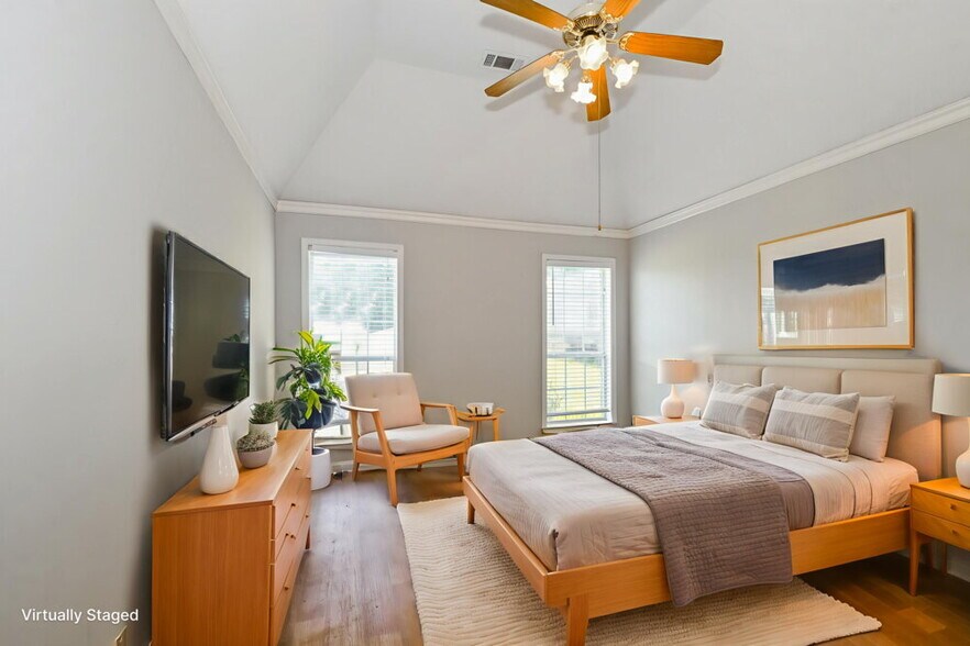 Building Photo - 15 Oakridge Cove