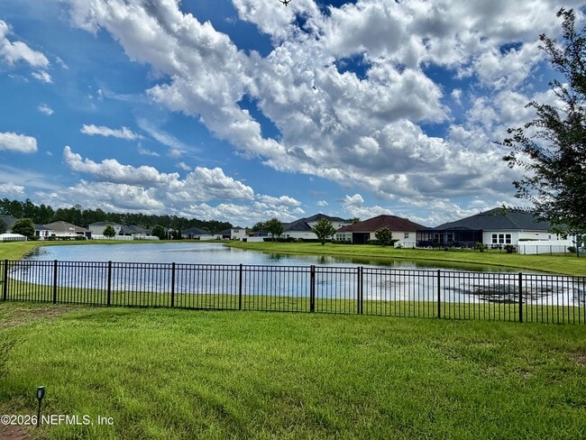 Building Photo - 95208 Snapdragon Dr