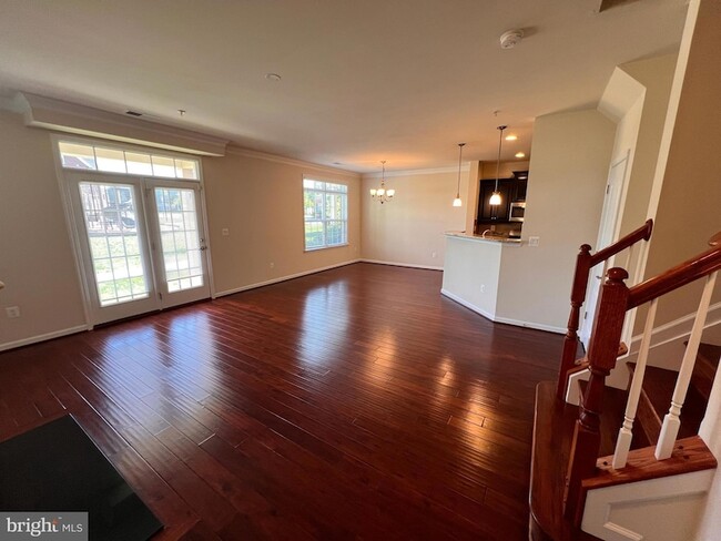 Building Photo - 42592 Sunset Ridge Square