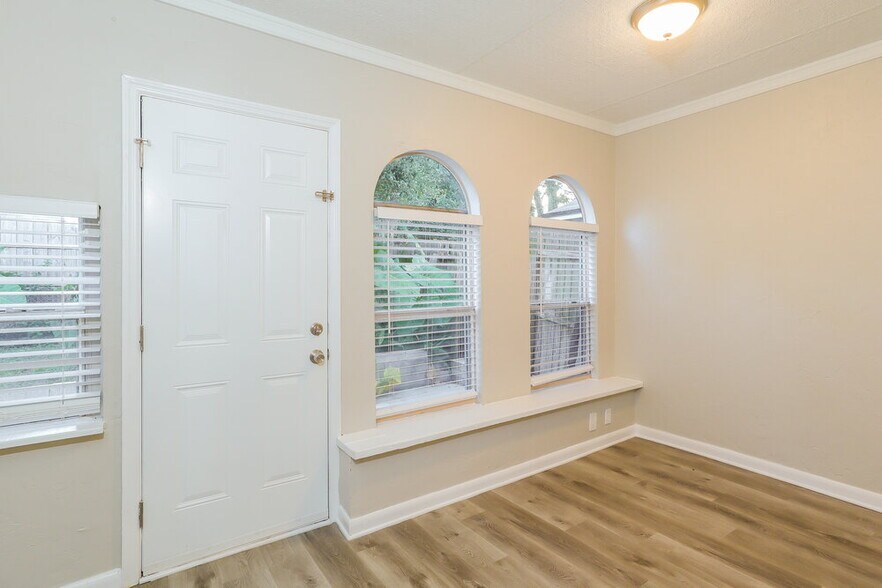 Building Photo - 14387 Pablo Bay Dr