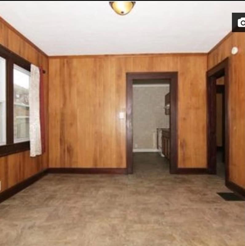 Building Photo - 1840 W Maryland St