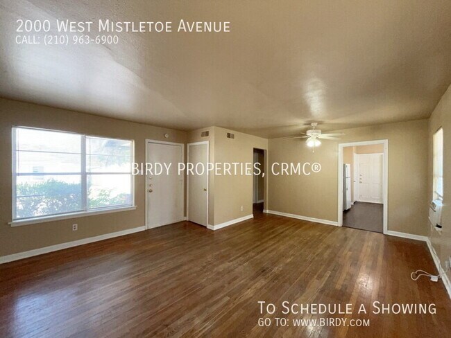 Building Photo - 2000 W Mistletoe Ave