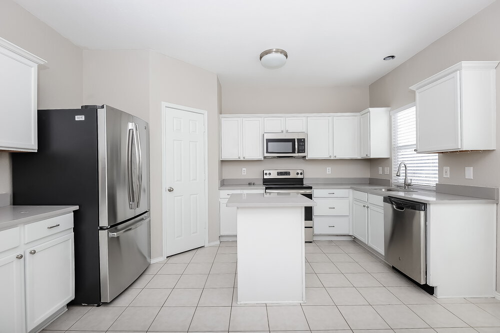 Building Photo - 8212 French Quarter Ln