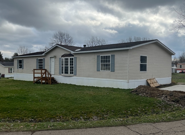 Primary Photo - New 4 Bedroom Home! Available July!!