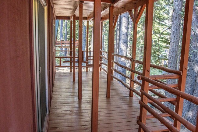 Building Photo - Lovely, quiet neighborhood off North Upper Truckee in S. Lake Tahoe