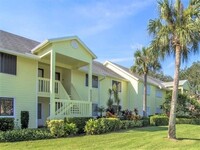 Building Photo - 5745 Pelican Pointe Dr