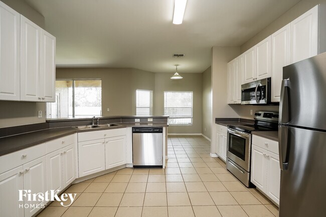 Building Photo - 1817 NW 15th Terrace