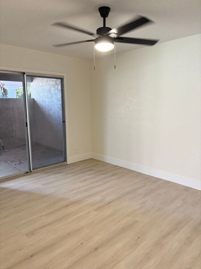 Building Photo - **BRAND NEW!! FULLY RENOVATED CONDO IN CHANDLER (CHANDLER BLVD & COOPER)**