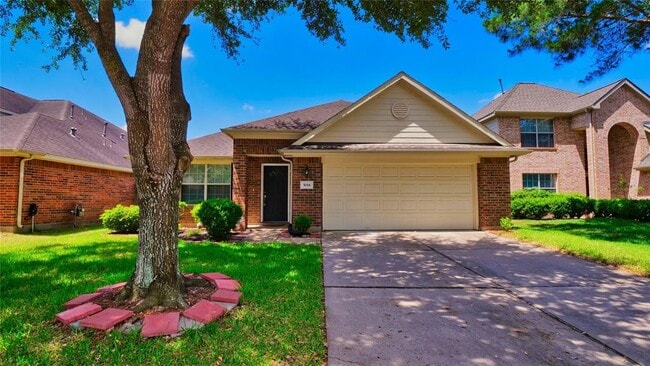 Primary Photo - 5014 Moss Garden Ln