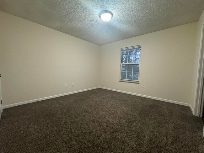 Building Photo - 1712 McGregor Ct