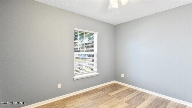 Building Photo - 16050 Dowing Creek Dr