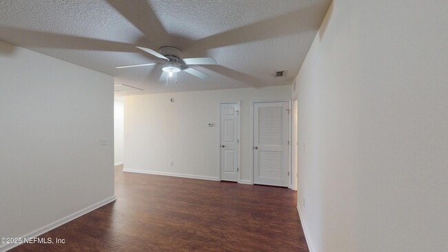 Building Photo - 7126 Timmerman Ln